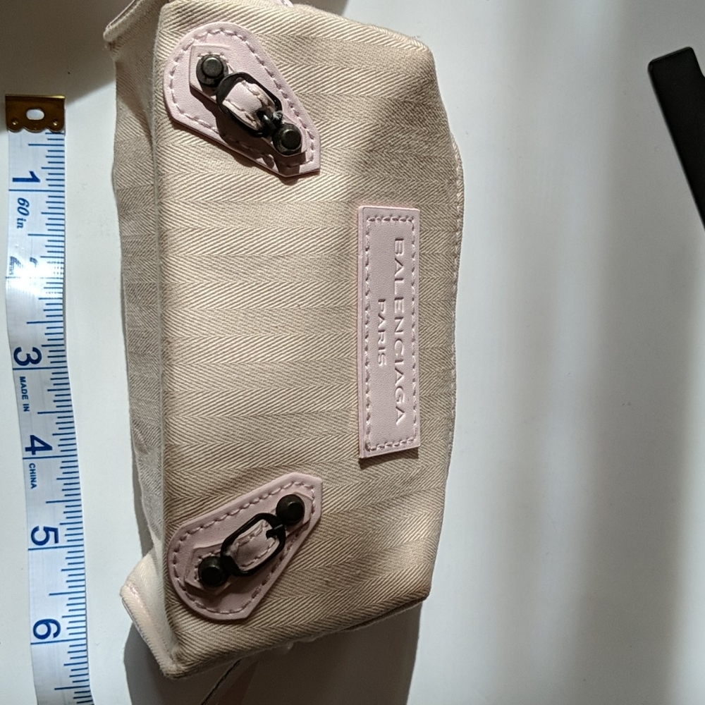 Small Bag - Picture 3 of 5